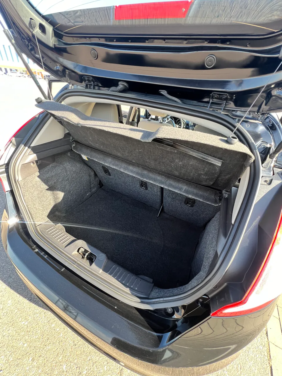 Ford Fiesta - фото 7