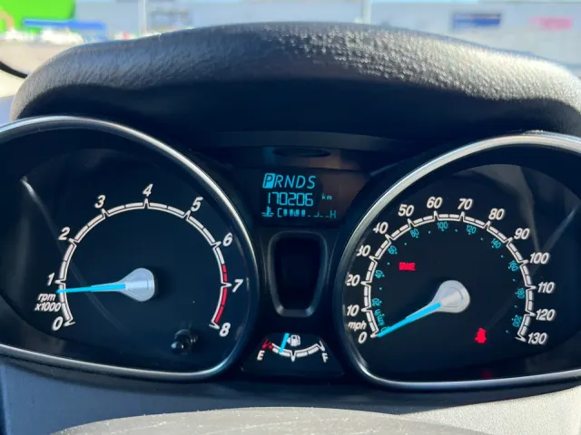 Ford Fiesta - фото 3