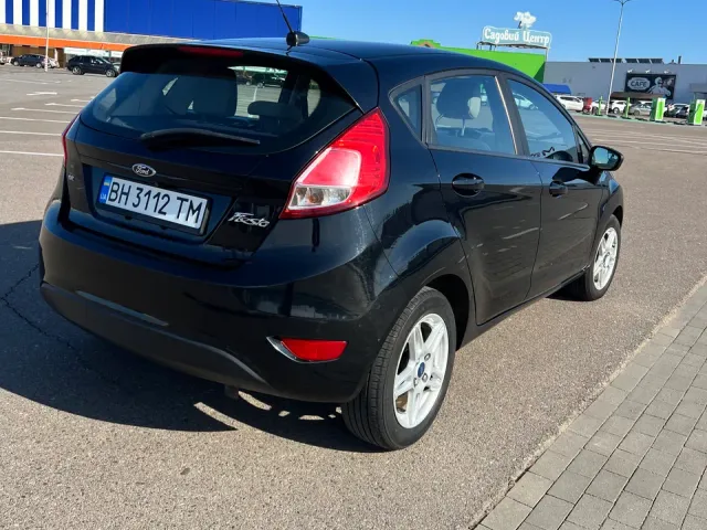 Ford Fiesta - фото 2