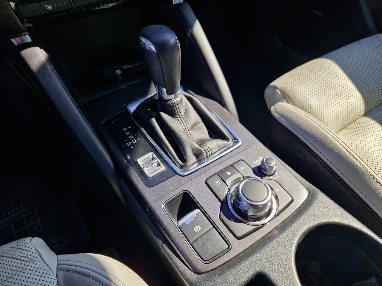 Mazda CX-5 - фото 24