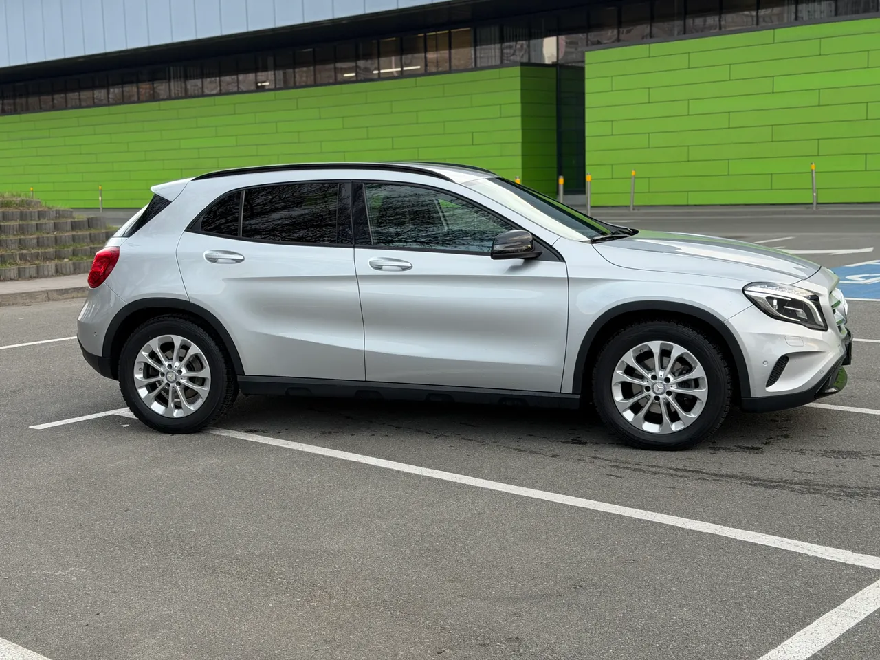 Mercedes-Benz GLA - фото 3
