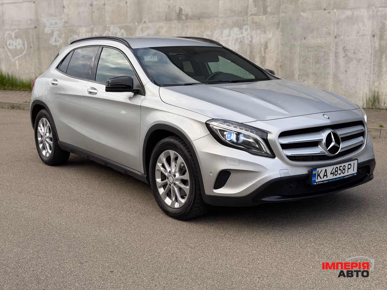 Mercedes-Benz GLA - фото 1