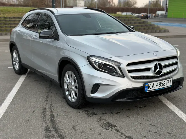 Mercedes-Benz GLA - фото 1