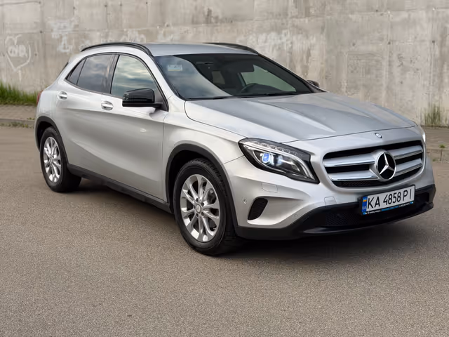 Mercedes-Benz GLA - фото 1