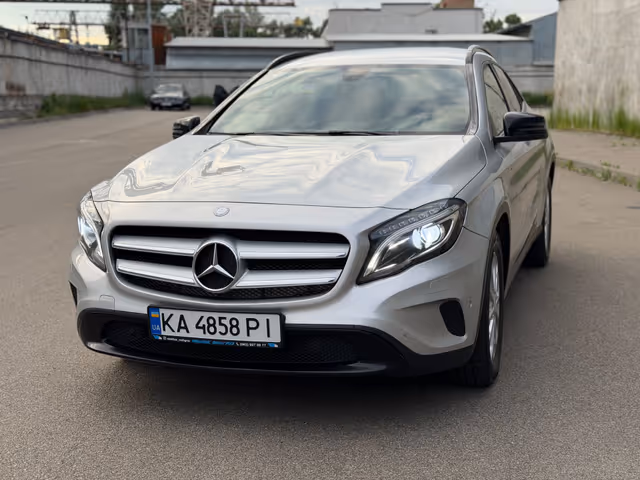 Mercedes-Benz GLA - фото 3