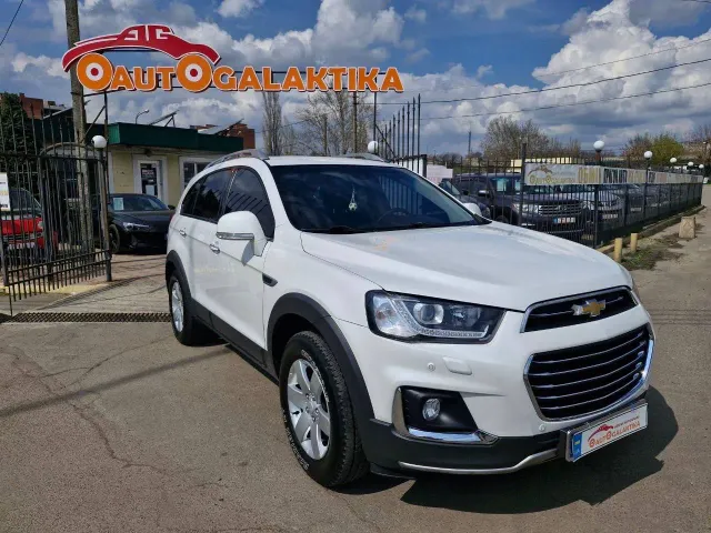 Chevrolet Captiva - фото 1