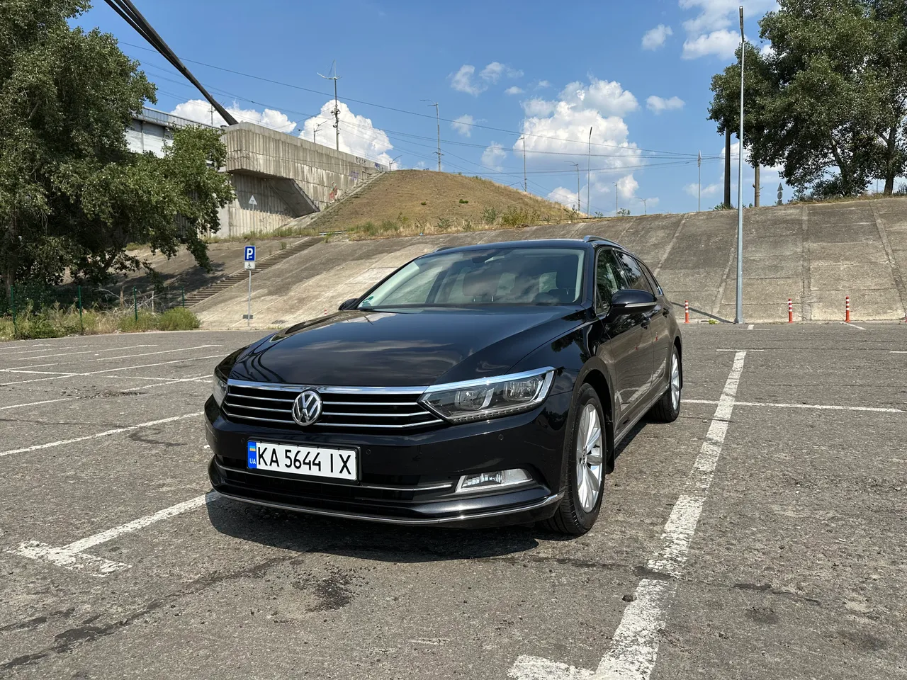 Volkswagen Passat - фото 7