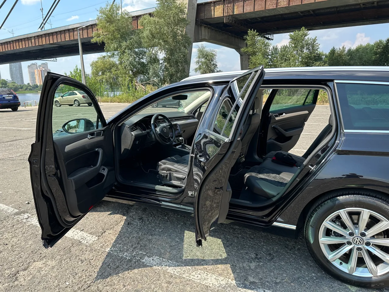 Volkswagen Passat - фото 24