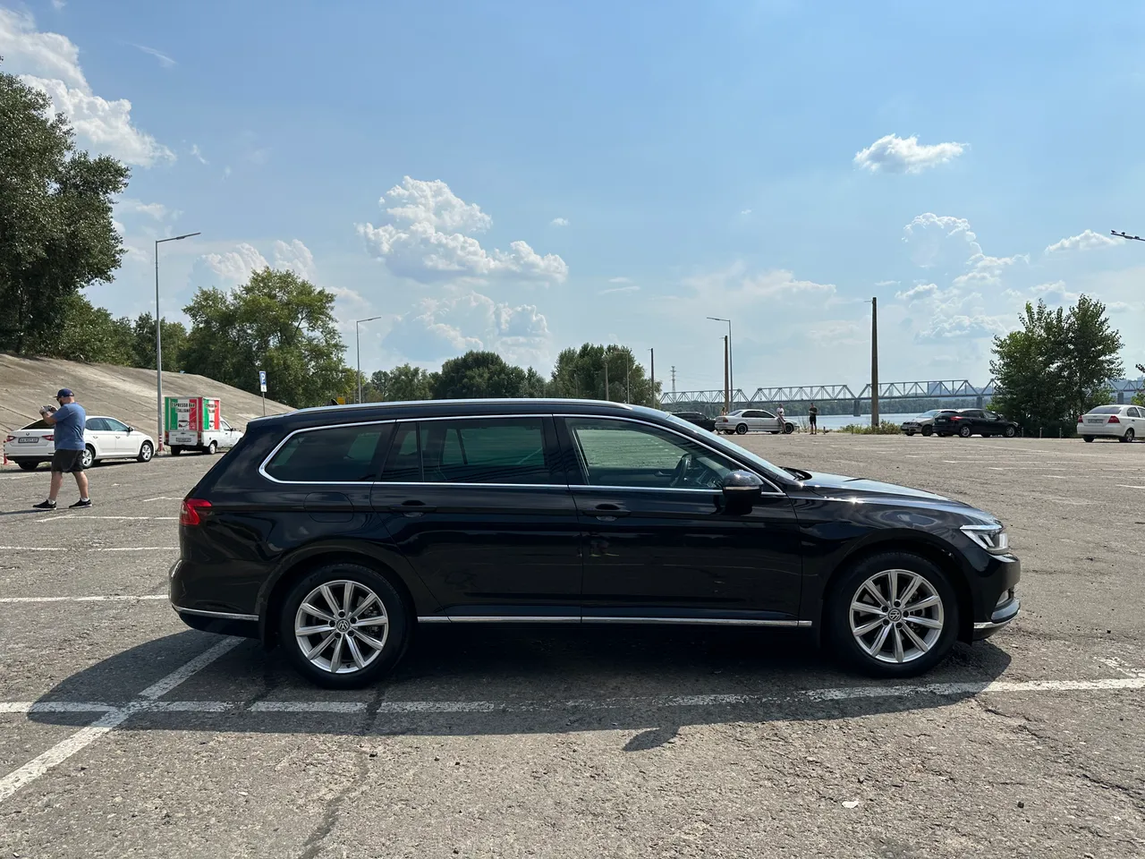 Volkswagen Passat - фото 18