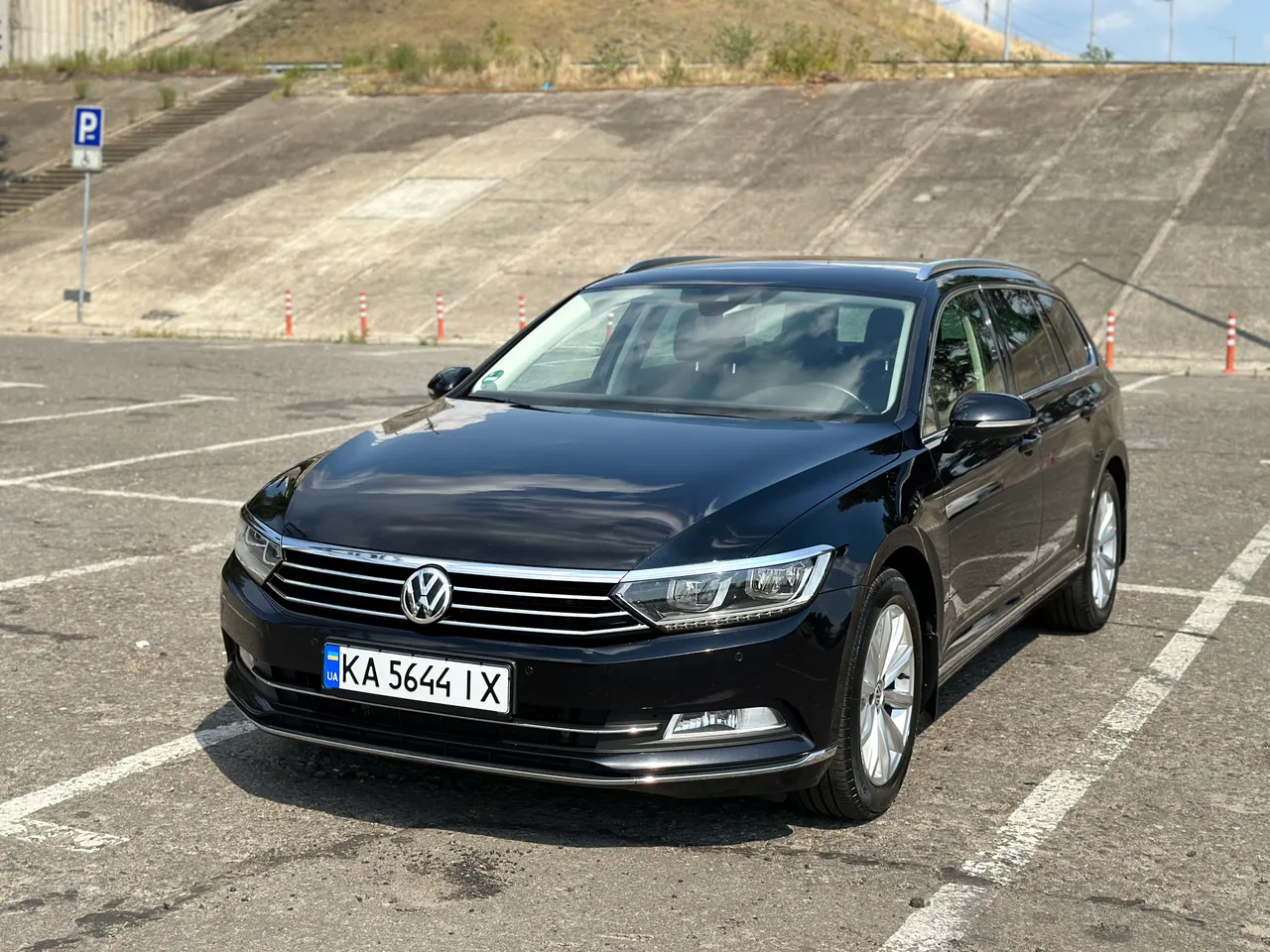 Volkswagen Passat - фото 11