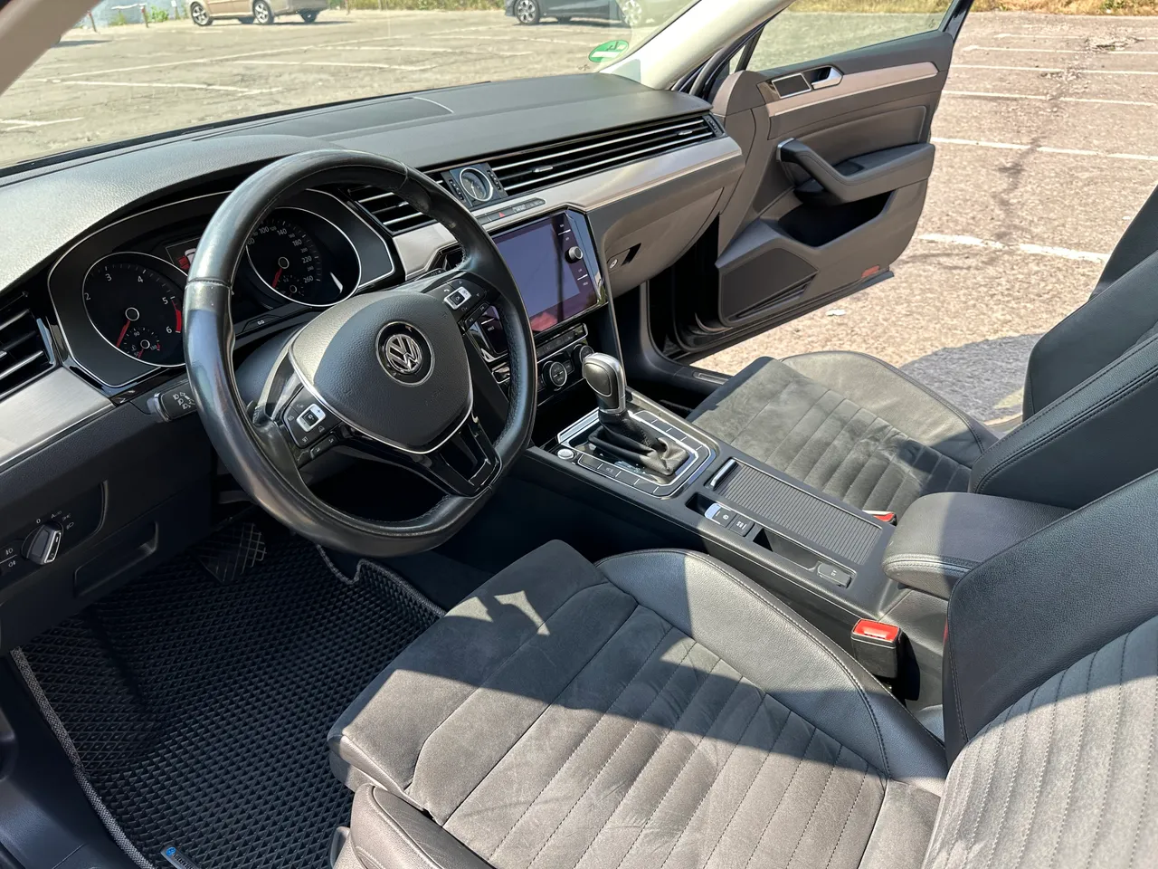 Volkswagen Passat - фото 30