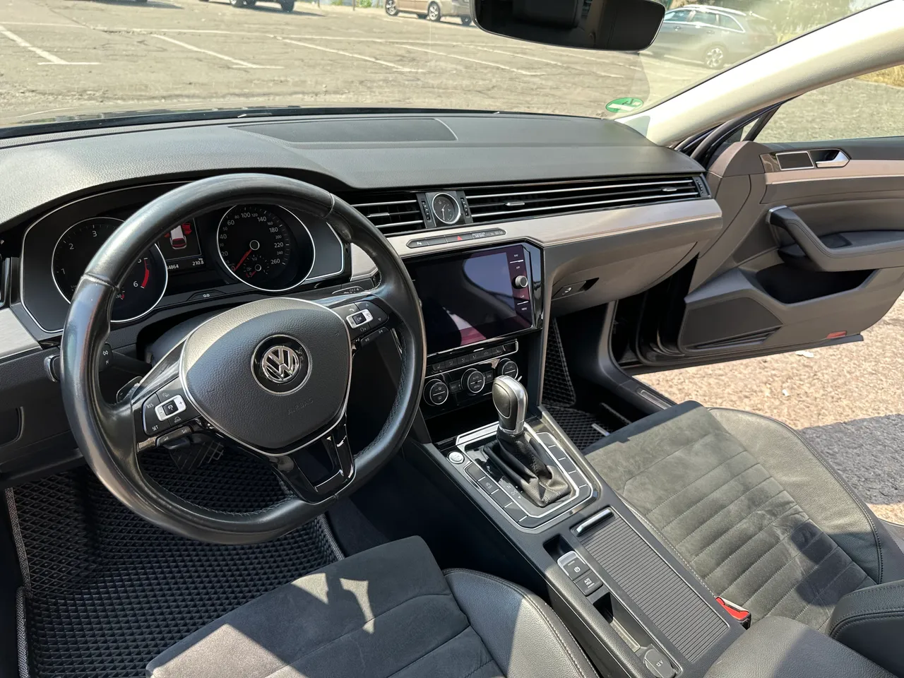 Volkswagen Passat - фото 27