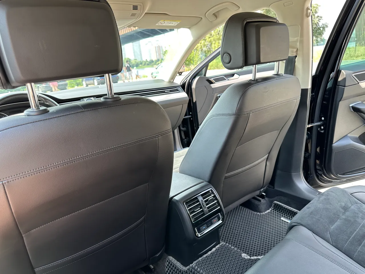 Volkswagen Passat - фото 28