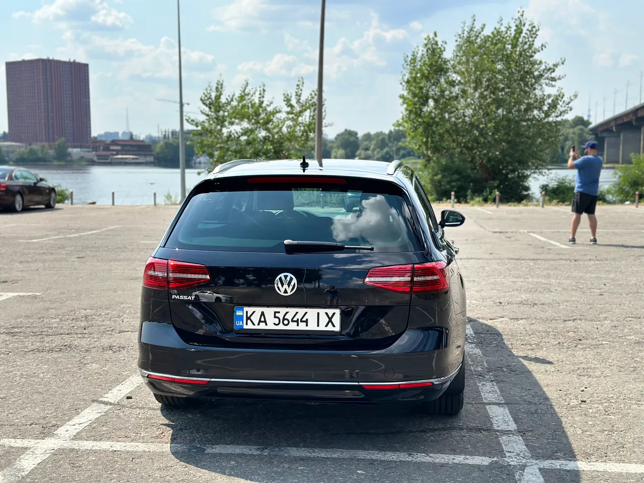 Volkswagen Passat - фото 12