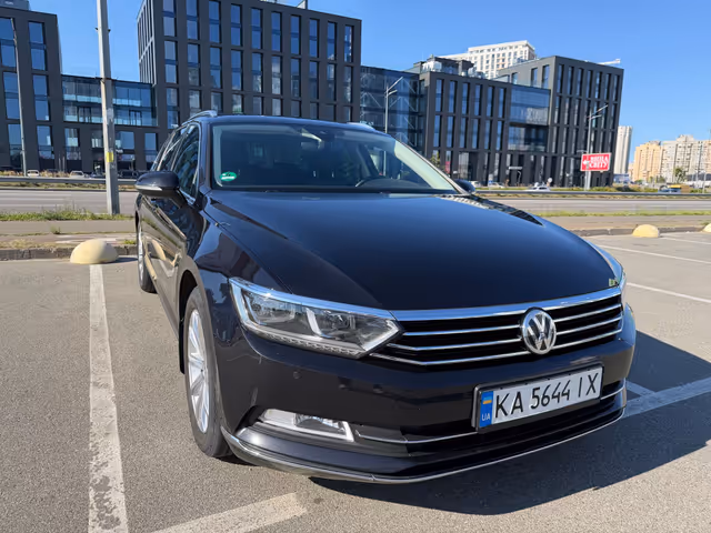 Volkswagen Passat - зображення 1