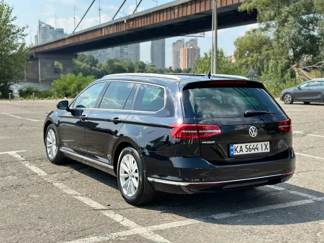 Volkswagen Passat - фото 5