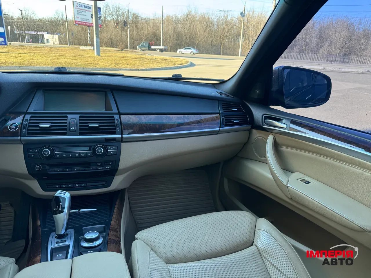 BMW X5 - фото 13