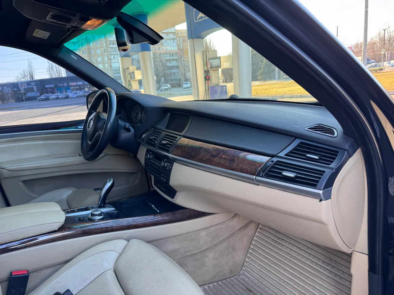 BMW X5 - фото 26