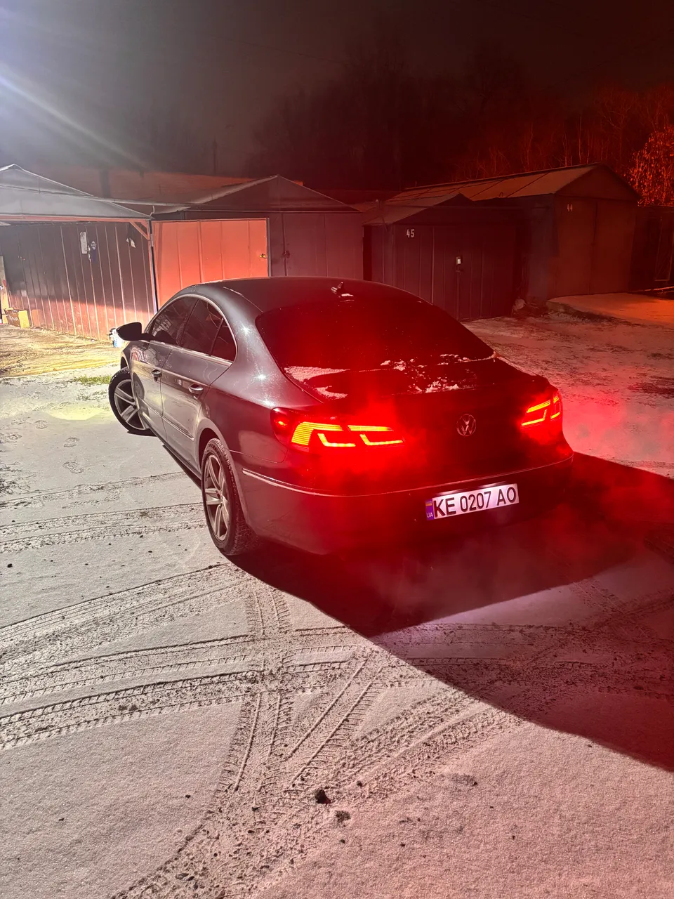 Volkswagen Passat CC - фото 17