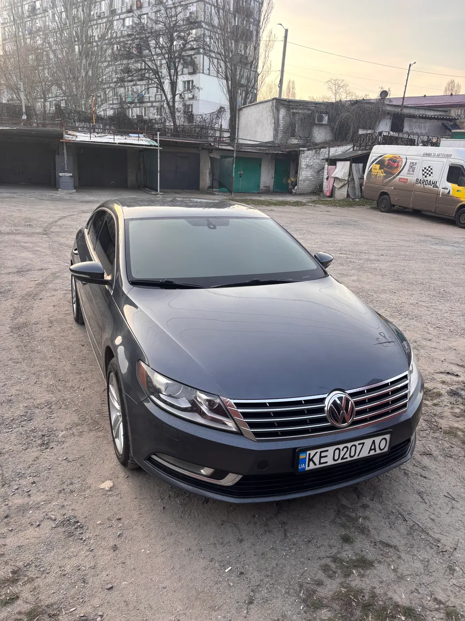 Volkswagen Passat CC - фото 2