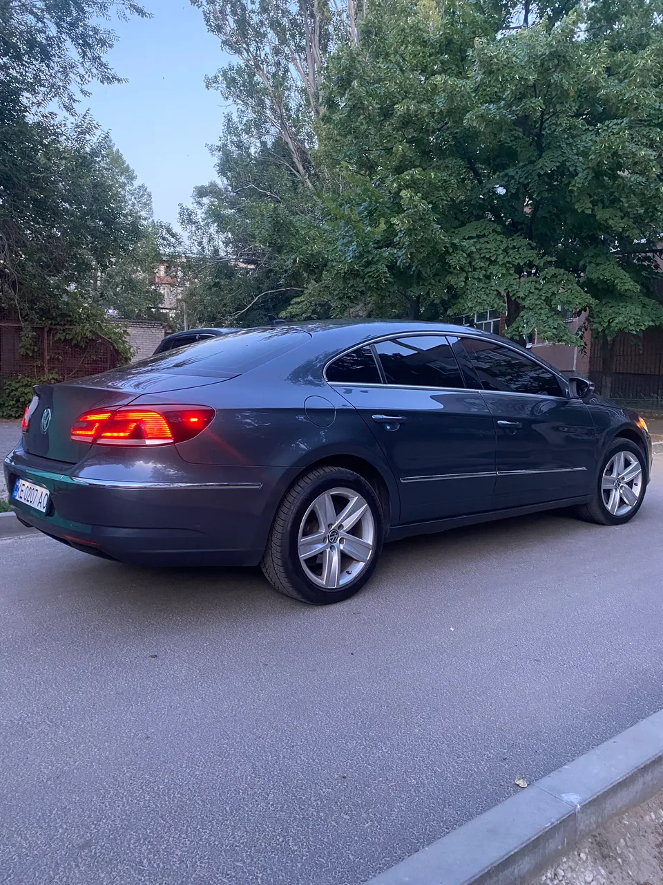 Volkswagen Passat CC - фото 34