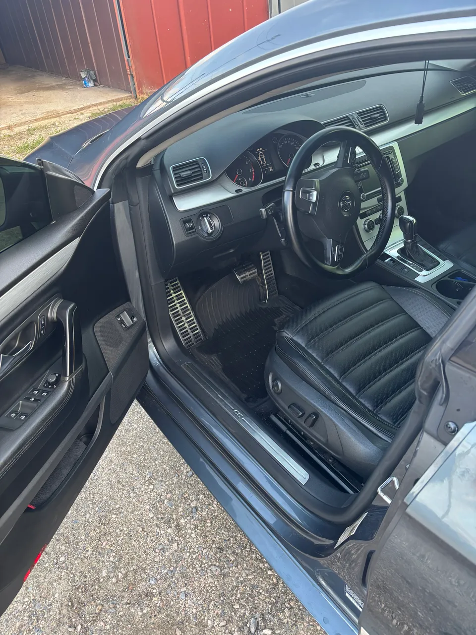 Volkswagen Passat CC - фото 21