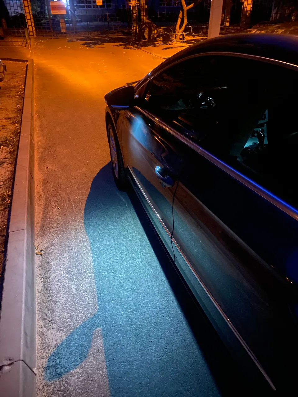 Volkswagen Passat CC - фото 32