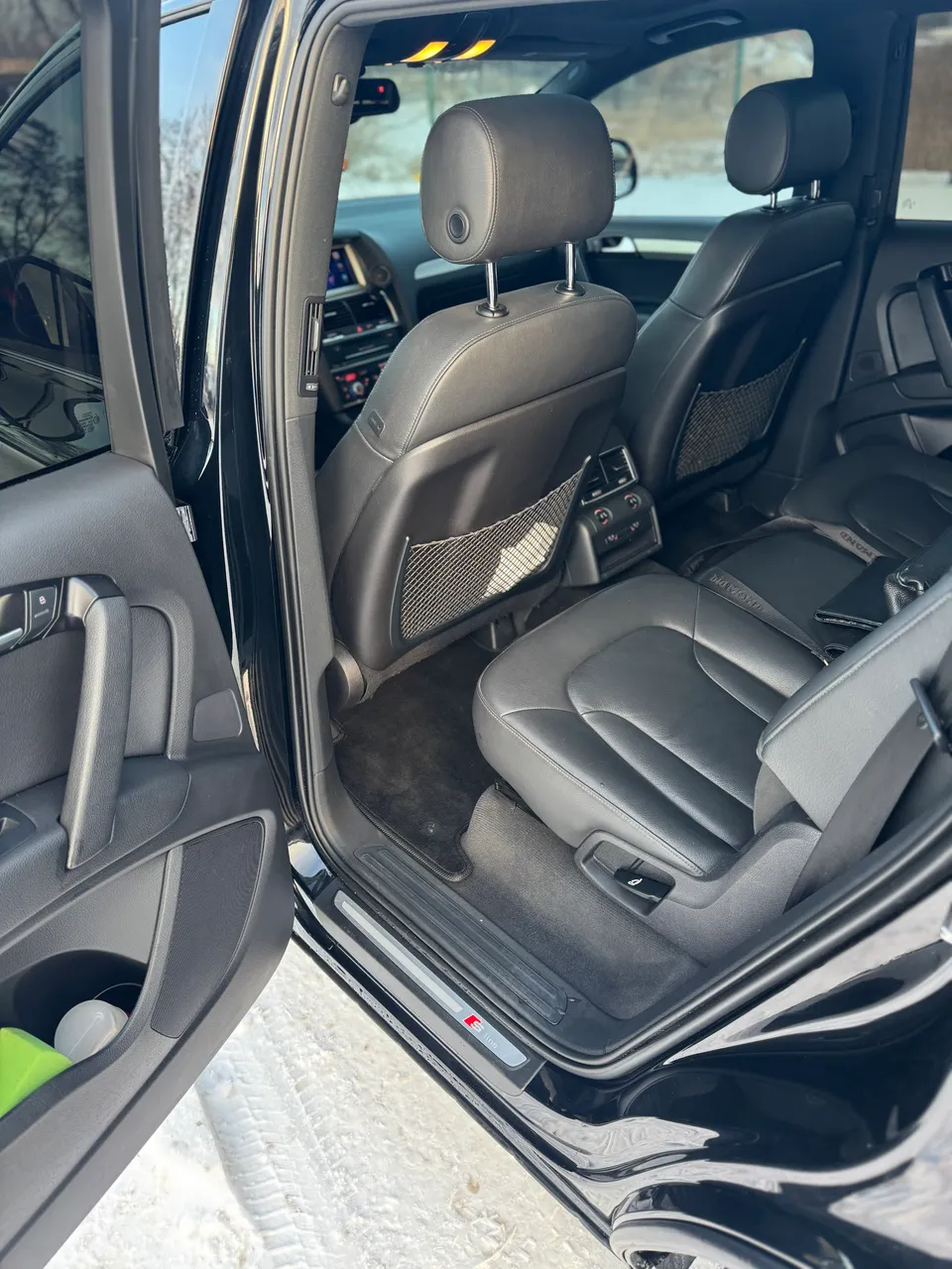 Audi Q7 - фото 24