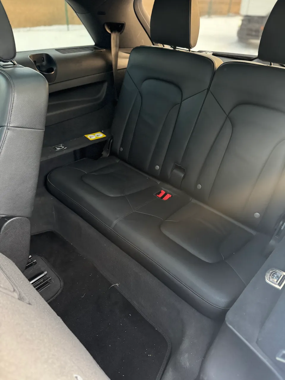 Audi Q7 - фото 29