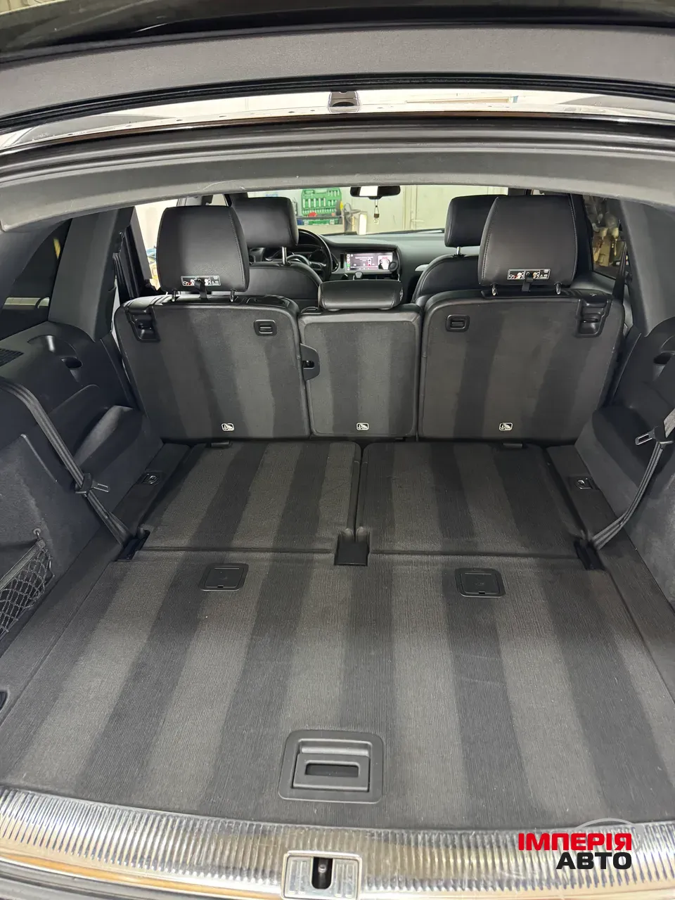 Audi Q7 - фото 22