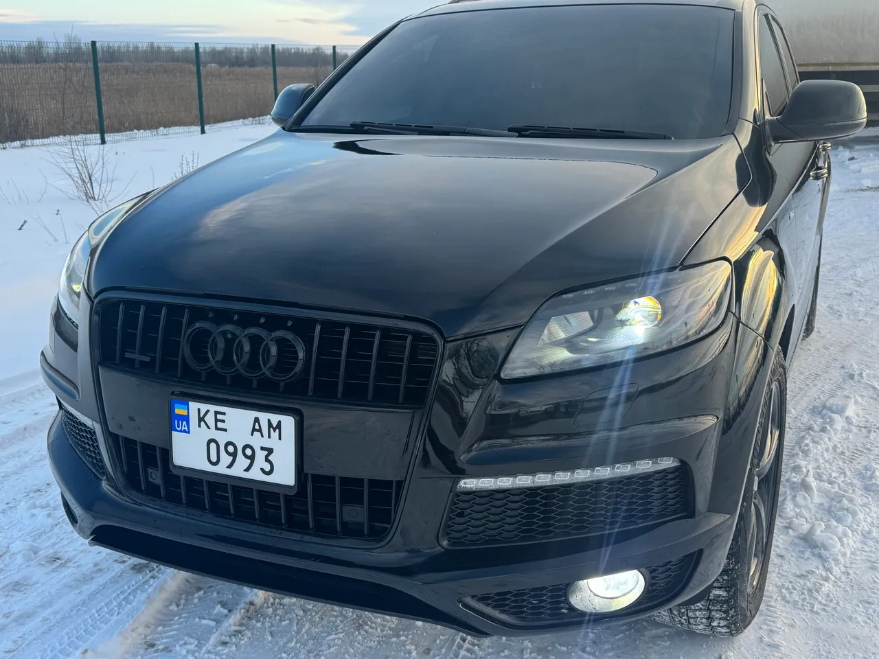 Audi Q7 - фото 38