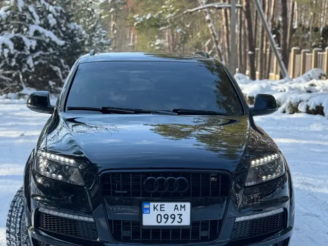 Audi Q7 - фото 4