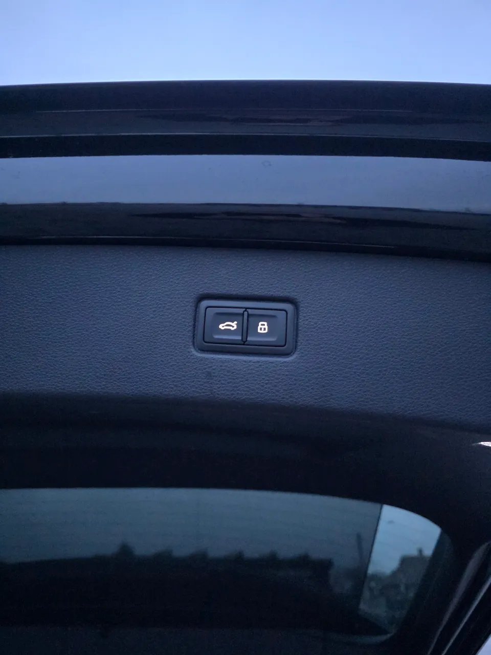 Audi Q7 - фото 22