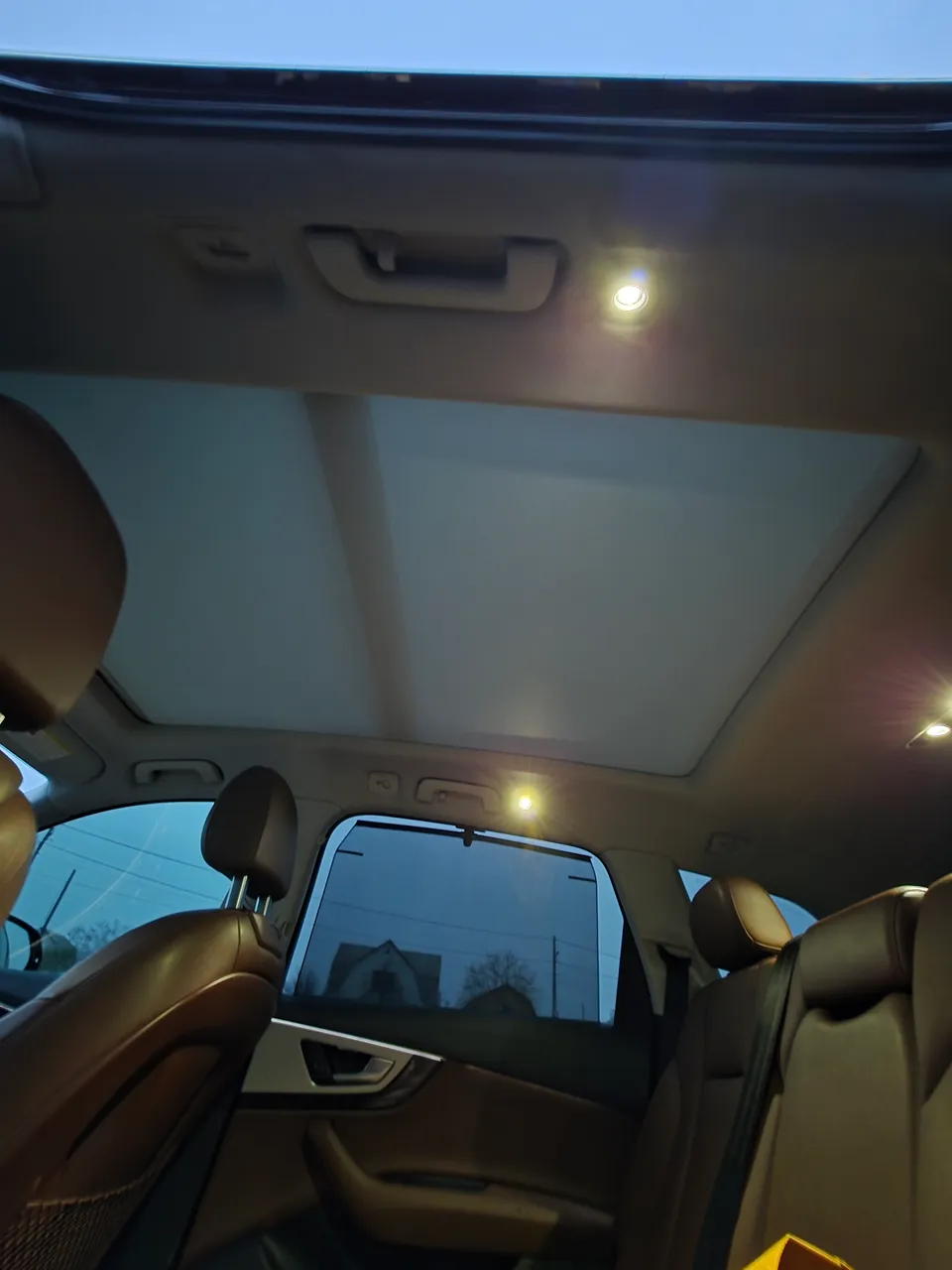 Audi Q7 - фото 25