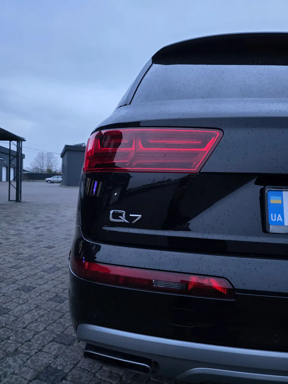 Audi Q7 - фото 37