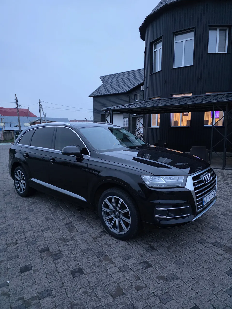 Audi Q7 - фото 15