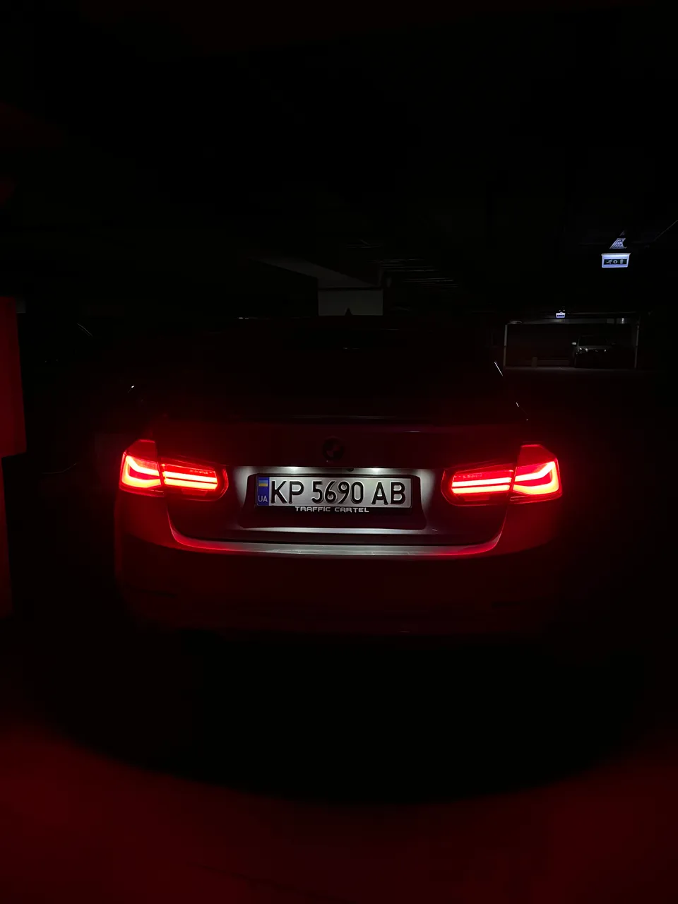 BMW 3 серії - фото 24