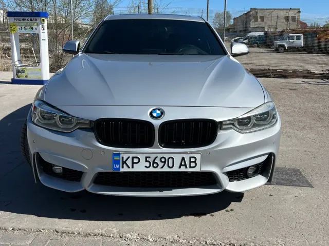 BMW 3 серії - фото 2