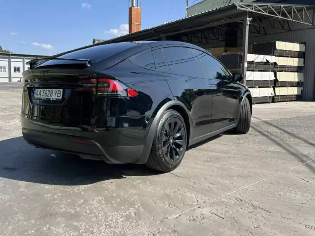 Tesla Model X - фото 2