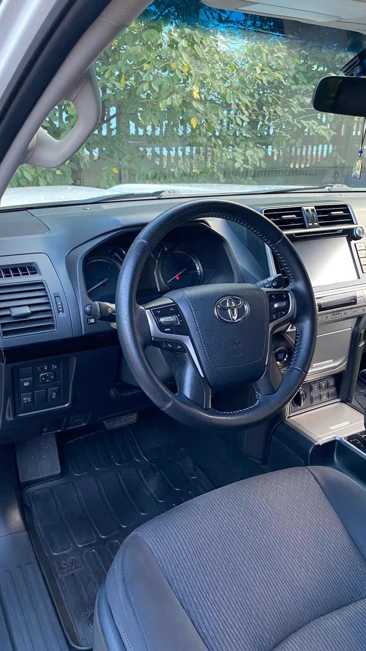 Toyota Land Cruiser Prado - фото 8