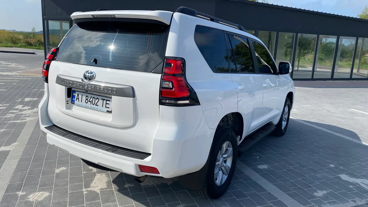 Toyota Land Cruiser Prado - фото 7