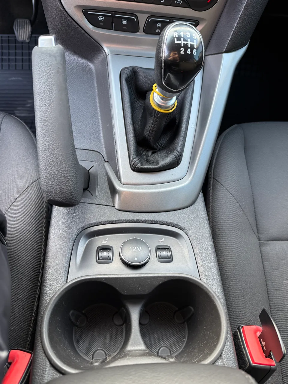 Ford Focus - фото 9