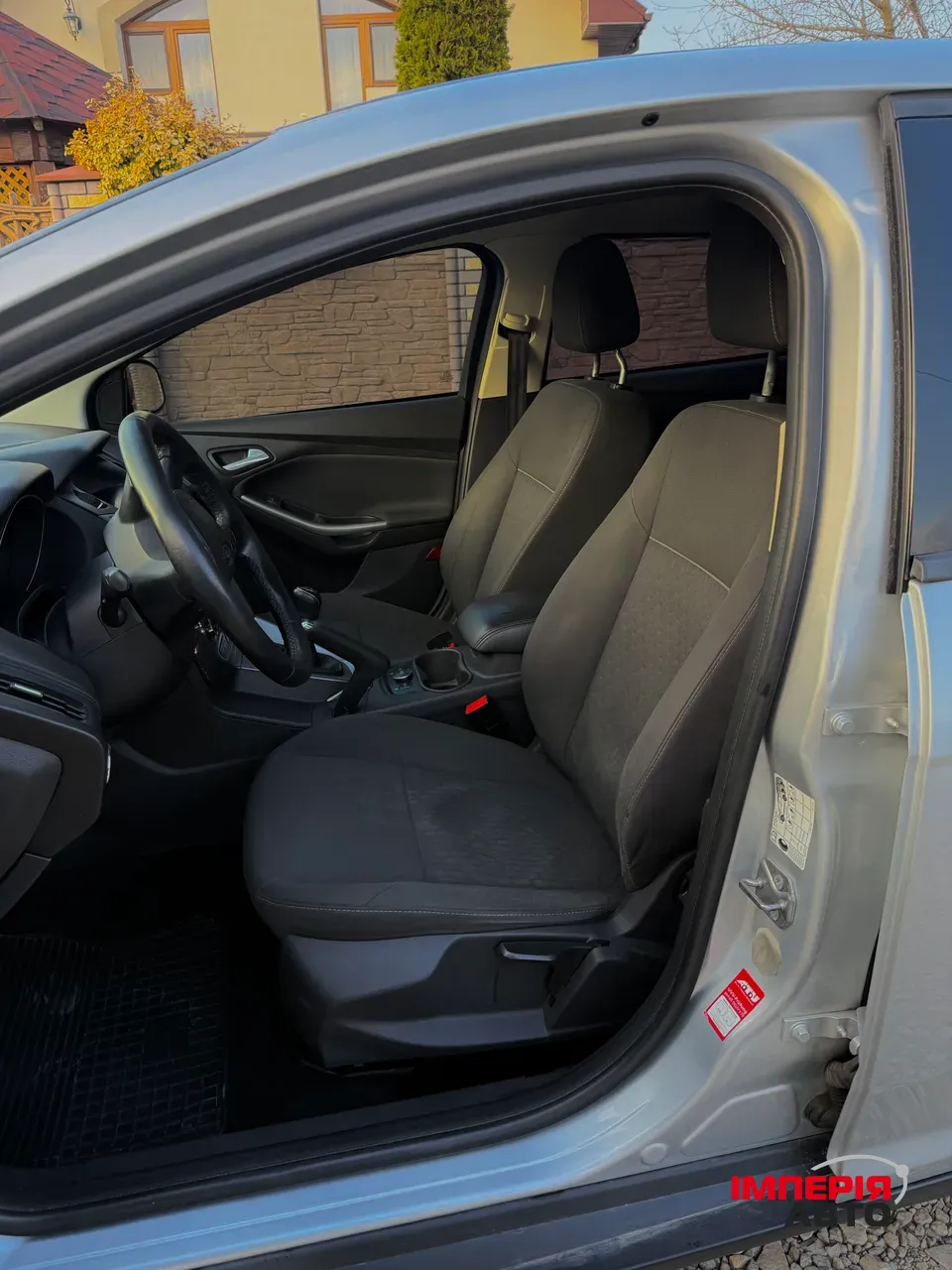 Ford Focus - фото 10