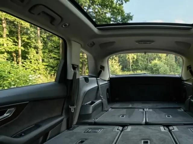 Audi Q7 - фото 5