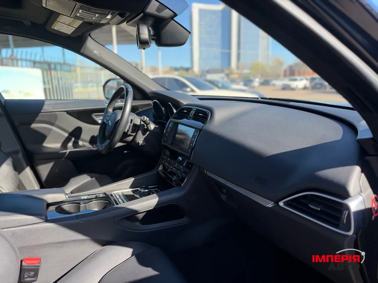 Jaguar F-Pace - фото 20