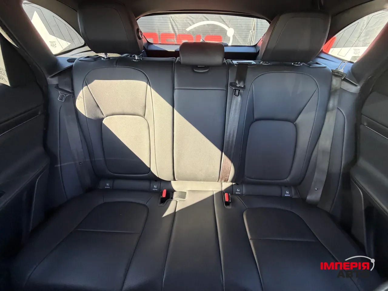Jaguar F-Pace - фото 15