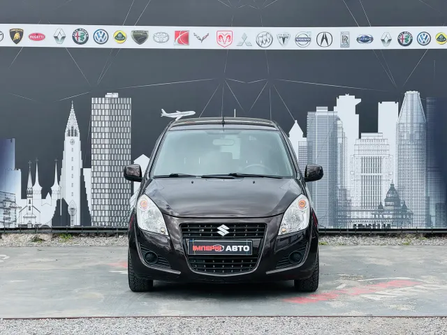 Suzuki Splash - фото 2