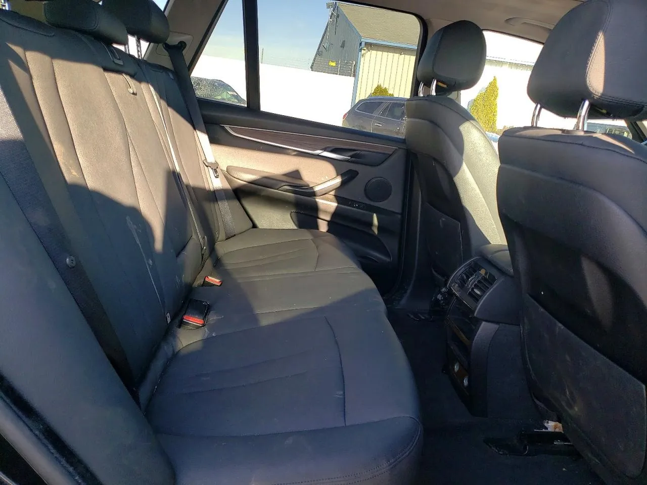 BMW X5 - фото 10