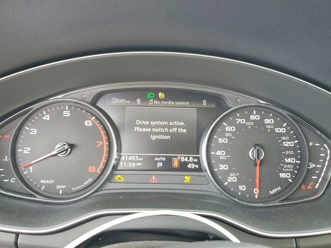 Audi Q5 - фото 9