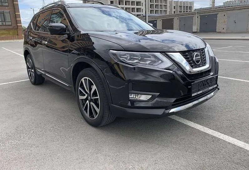 Nissan Rogue - фото 1